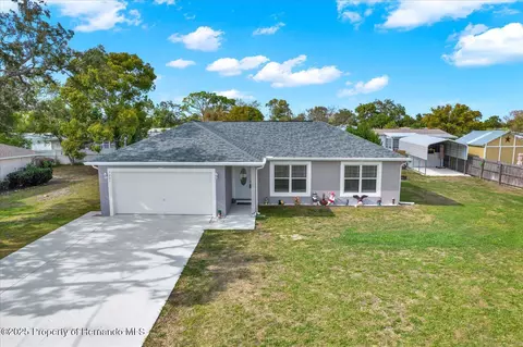 7205 Pinehurst Dr, Spring Hill, FL 34606