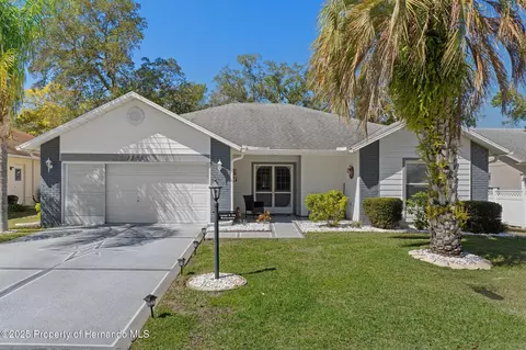 7305 Sugarbush Dr, Spring Hill, FL 34606