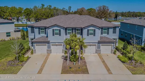 21385 Darter Rd #R, Land O' Lakes, FL 34638