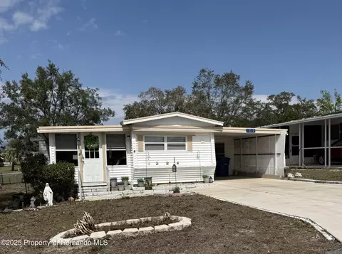 7252 Fairlane Ave, Brooksville, FL 34613