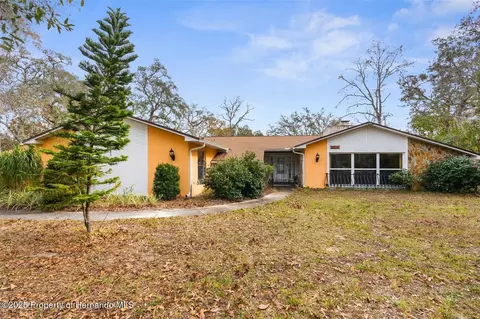 18032 Dew Bloom Dr, Hudson, FL 34667