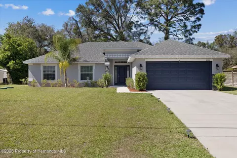 8285 Kingsdale St, Spring Hill, FL 34608