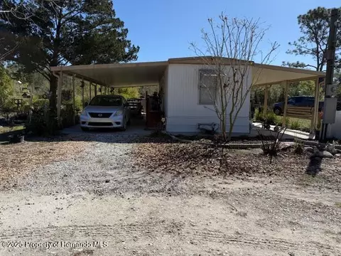 9040 Kindlewood Trl, Brooksville, FL 34613