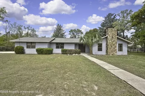 15035 Woodbury Rd, Brooksville, FL 34604