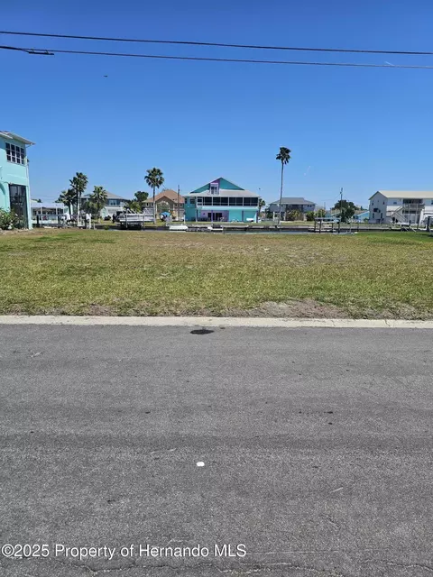 0 Paradise Cir, Hernando Beach, FL 34607