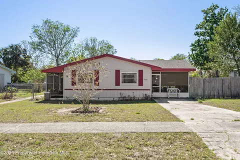 9222 Century Dr, Spring Hill, FL 34606