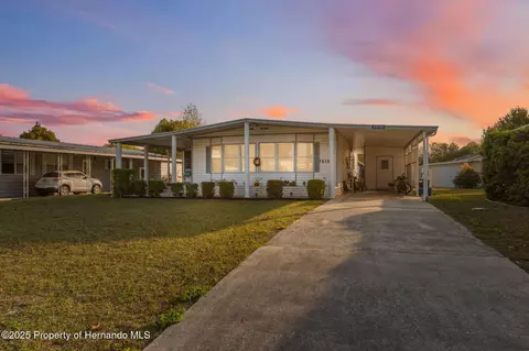 7618 Fairlane Ave, Brooksville, FL 34613