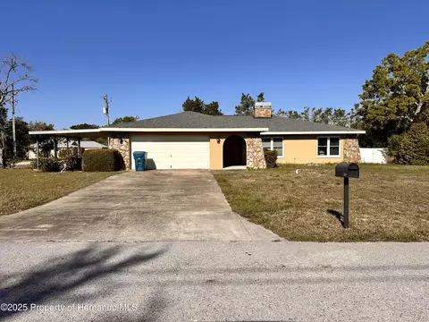 2349 Holston Ave, Spring Hill, FL 34608