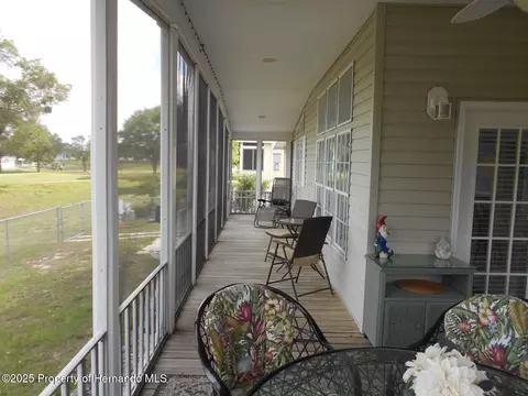 14725 Rialto Ave, Brooksville, FL 34613