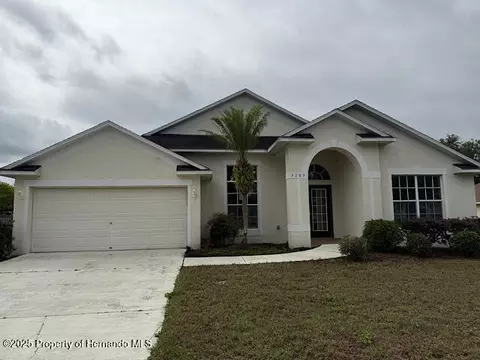 5165 Greystone Dr, Spring Hill, FL 34609