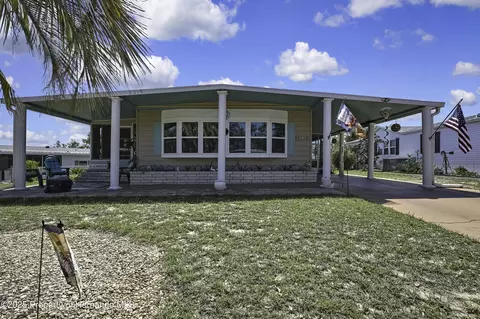 9036 Central Ave, Brooksville, FL 34613
