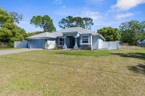 8604 Vicksburg Rd, Spring Hill, FL 34608