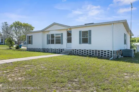 14911 Rialto Ave, Brooksville, FL 34613