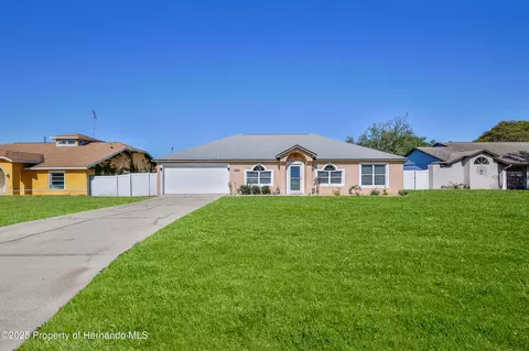 2373 Ainsworth Ave, Spring Hill, FL 34609 photo 1