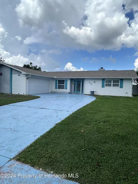 240 Dartmouth Ave, Spring Hill, FL 34606