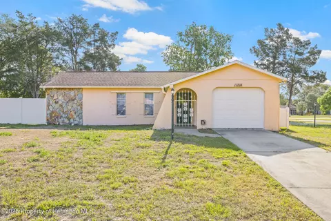 11214 Captain Dr, Spring Hill, FL 34608