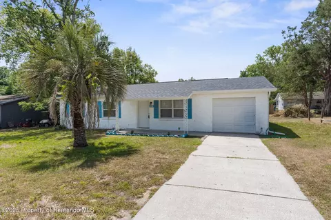 27198 Simona Ave, Brooksville, FL 34602