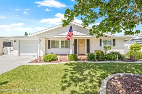4921 Shell Stream Blvd, New Port Richey, FL 34652