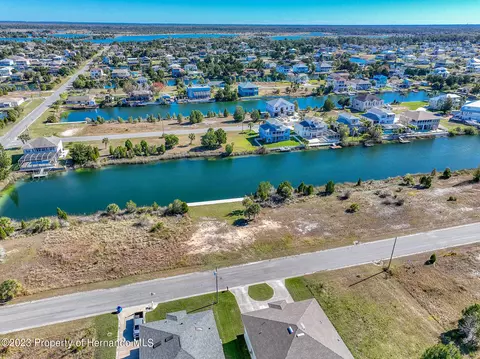 3266 Lugustrum Dr, Hernando Beach, FL 34607 photo 14