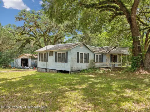 11842 N Broad St, Brooksville, FL 34601