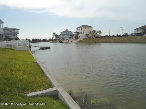 3415 Triggerfish Dr, Hernando Beach, FL 34607 photo 3