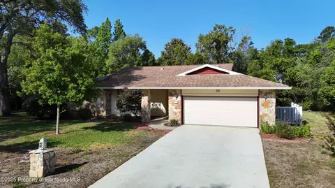 17 Salvia Ct, Homosassa, FL 34446