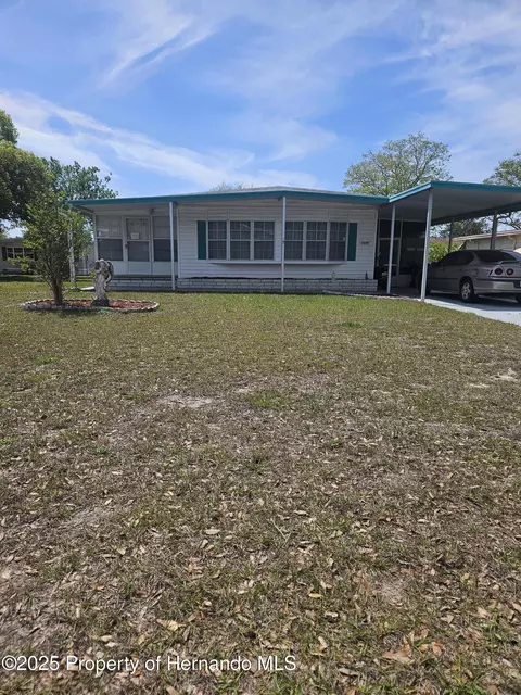 7379 First Circle Dr, Brooksville, FL 34613