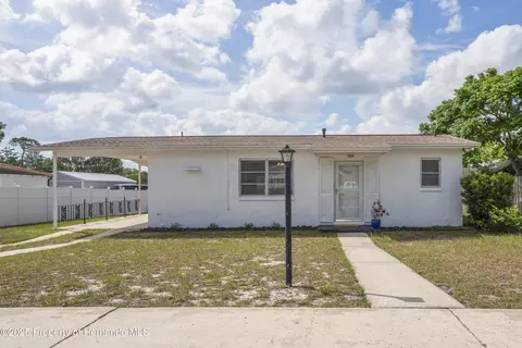 7050 Merrick Ln, Spring Hill, FL 34606