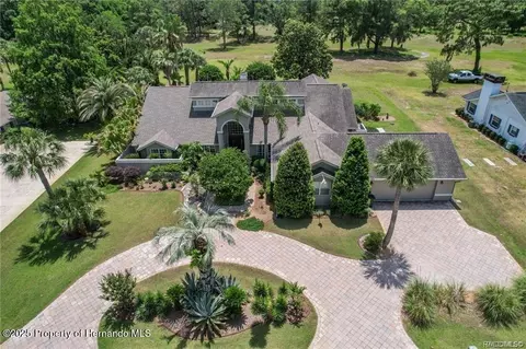 7640 W Golf Club St, Crystal River, FL 34429