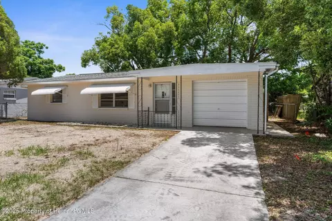 4520 Blanche St, New Port Richey, FL 34652