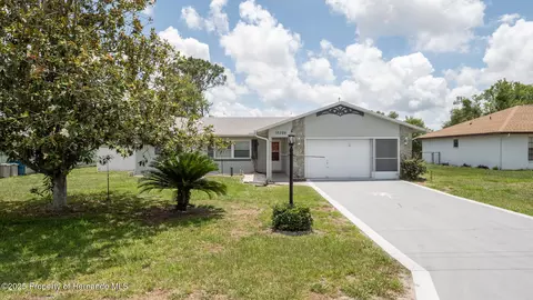 10386 Myra St, Spring Hill, FL 34608