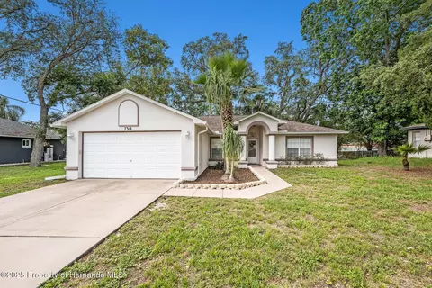 7318 Lamplighter St, Spring Hill, FL 34606