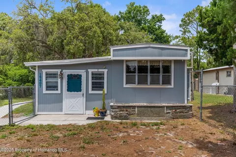 15407 Singleton Dr, Brooksville, FL 34604