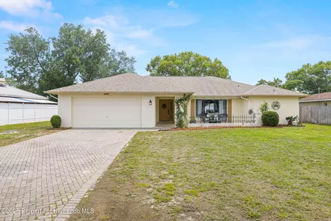 9114 Dorsey St, Spring Hill, FL 34608
