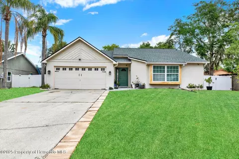 7420 Goldeneye Dr, New Port Richey, FL 34654