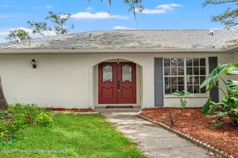 6058 Waycross Dr, Spring Hill, FL 34606