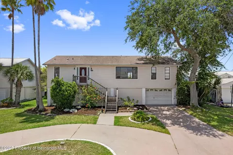 4048 Bluefish Dr, Hernando Beach, FL 34607