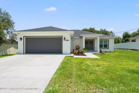 Exterior - 5328 Baldock Ave, Spring Hill, FL 34608 photo 2 of 6