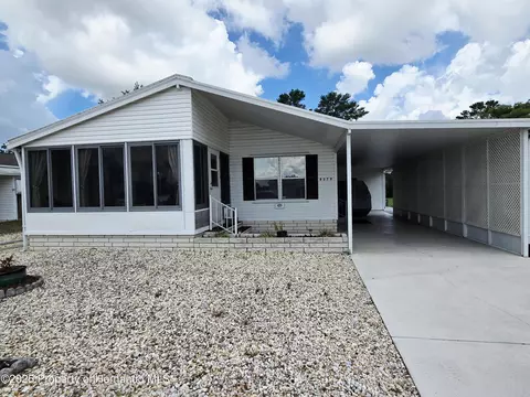 8379 Weatherford Ave, Brooksville, FL 34613