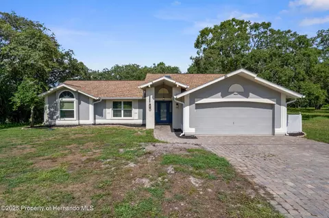 204 Oak Lake Dr, Spring Hill, FL 34608