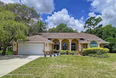 12340 Woodette Ct, Spring Hill, FL 34609