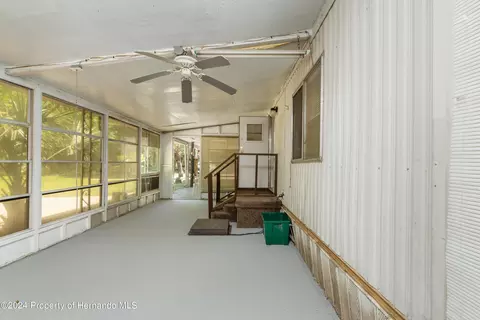 3405 Fremont Ln, Spring Hill, FL 34607 photo 3