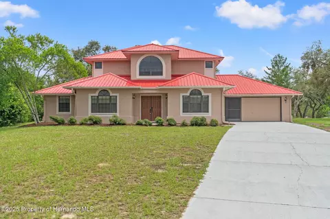 2423 Sutton Pl, Spring Hill, FL 34608