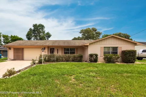10031 Hayward Rd, Spring Hill, FL 34608