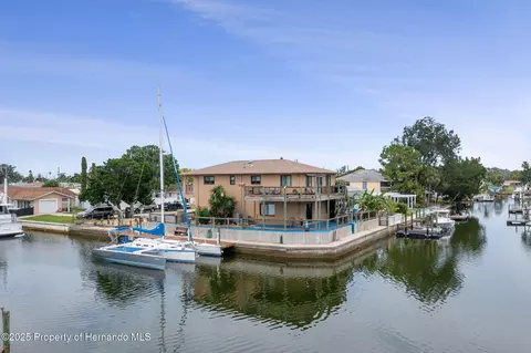 13838 Sommers Ave, Hudson, FL 34667