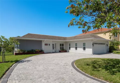 3626 Corsair Ct, New Port Richey, FL 34652