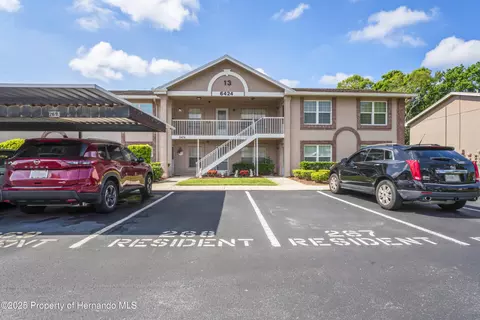 6424 Spring Flower Dr #15, New Port Richey, FL 34653