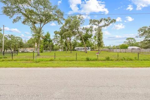 15675 Greenglen Ln, Shady Hills, FL 34610