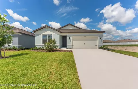 3737 Obsidian Dr, Spring Hill, FL 34609