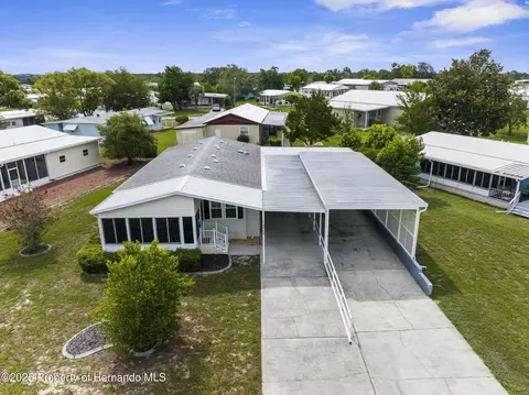 14986 Rialto Ave, Brooksville, FL 34613